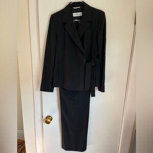 Max Mara black suit with thin stripes, 100% wool, excellent condition, size 8